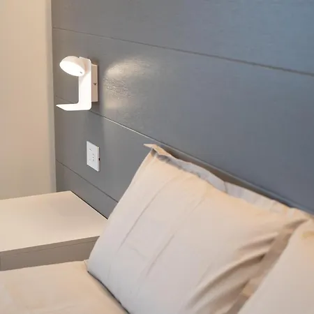 Fronte Etna Πανσιόν